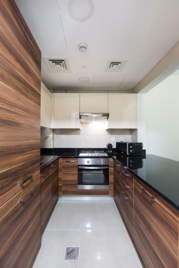 Fantastay Sparkle Tower One Bedroom Suite Marina View Dubai Exterior foto